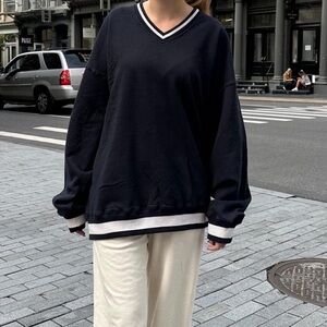 Brandy Melville Erica Trimming Sweatshirt  - one size fits all